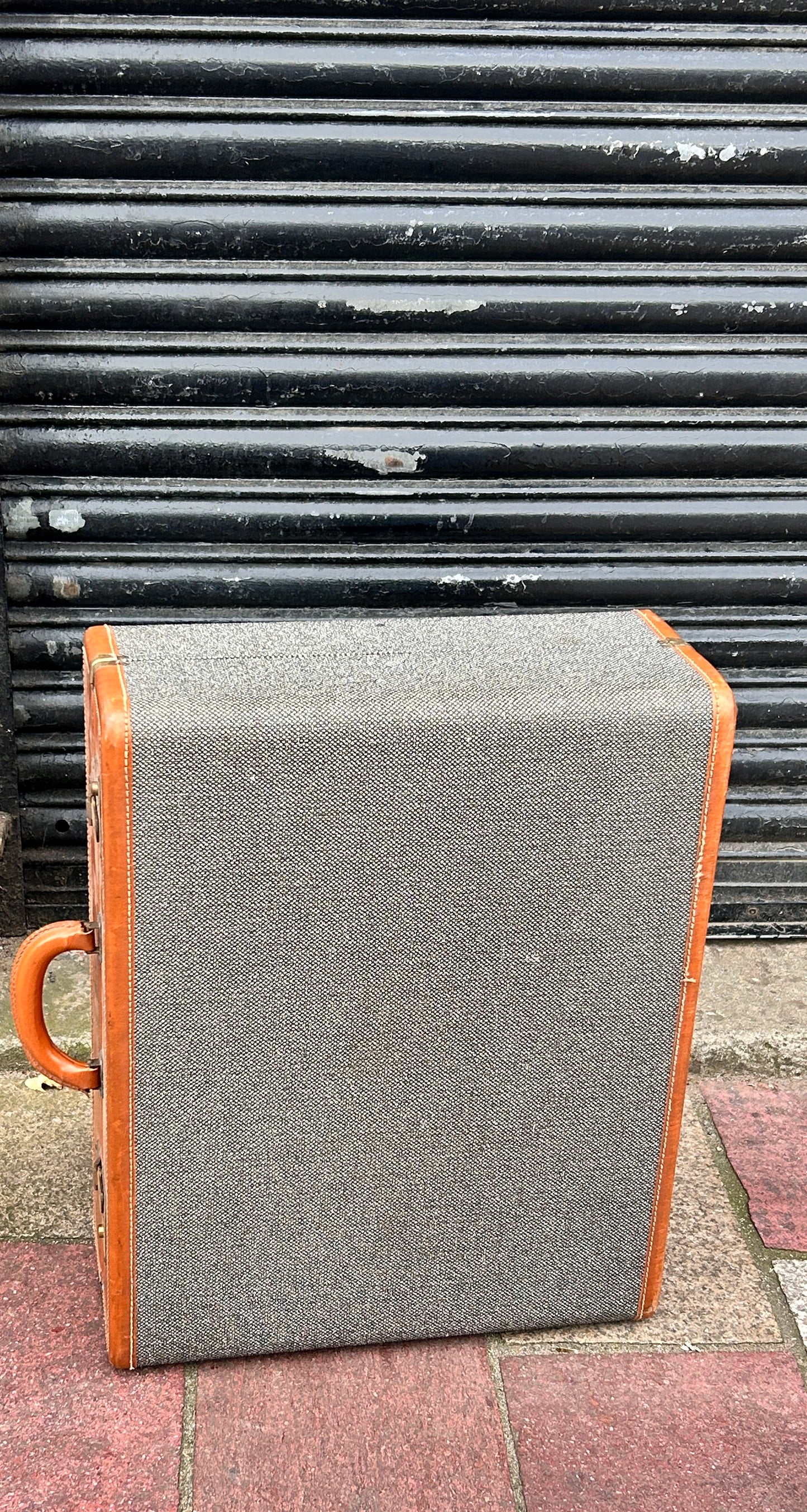 Vintage Mid Century Gentleman’s Suitcase