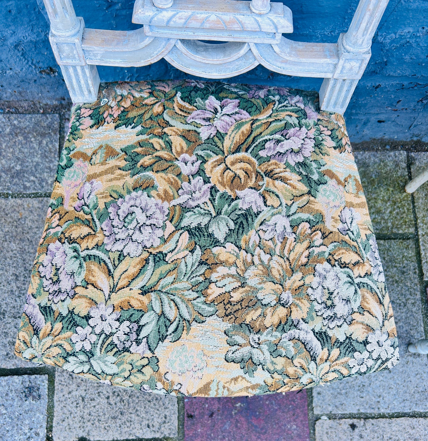 Early 20th Century French Louis XVI Chairs, a pair